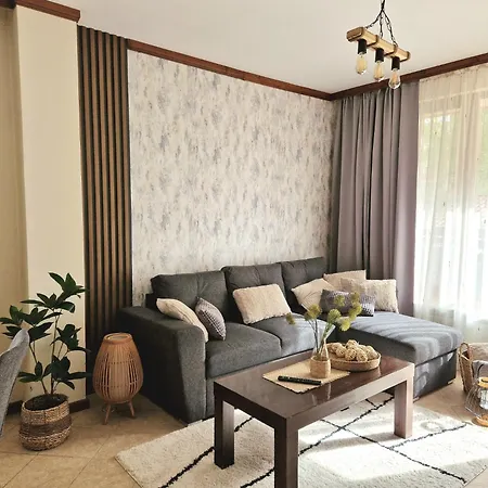 Cozy Apartmnet In Luxury In *